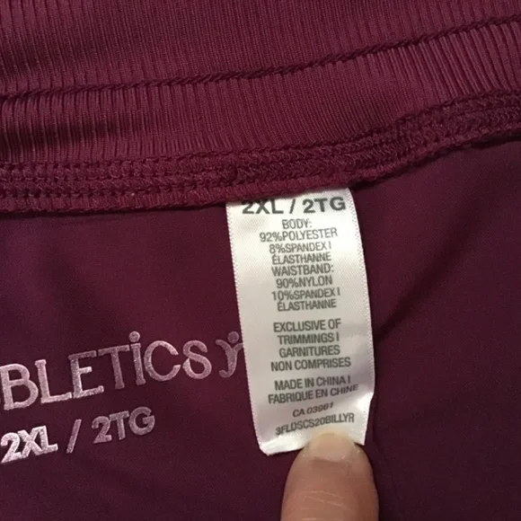 NWOT Scrubletics Women’s Scrubs with two zippered pockets - Picture 7 of 8